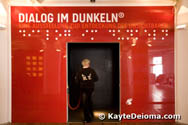 Entrance to Dialog im Dunkeln