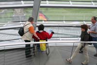 Visitors can compare the view of the Berlin skyline with a viewing guide.